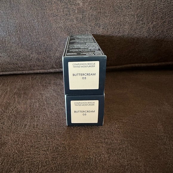 2 Bare Minerals Complexion Rescue - Picture 3 of 5